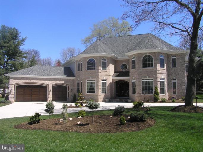 Goegeous Fairfax Home