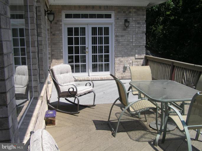 4215 Whitacre Road Fairfax, VA 22032 - Photo 20 of 30 Exterior (Rear)