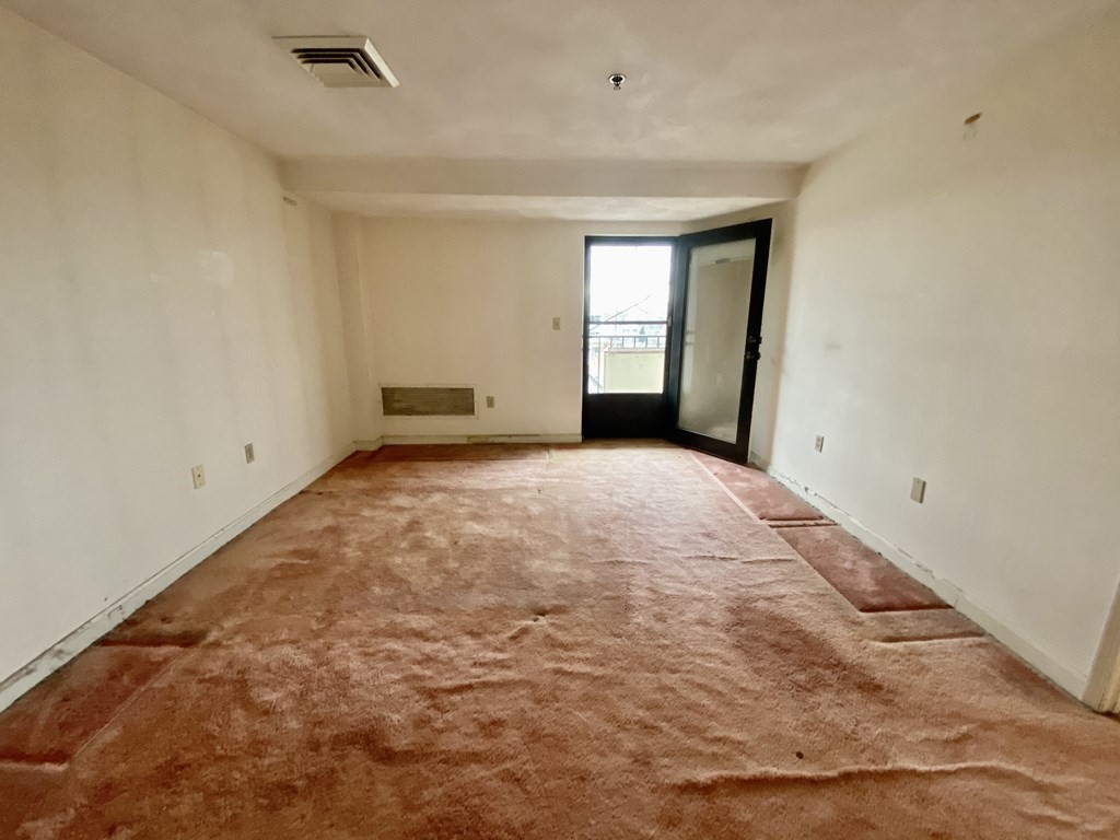 39 Parlin Street, Unit 401 Everett, MA 02149 - Photo 12 of 17