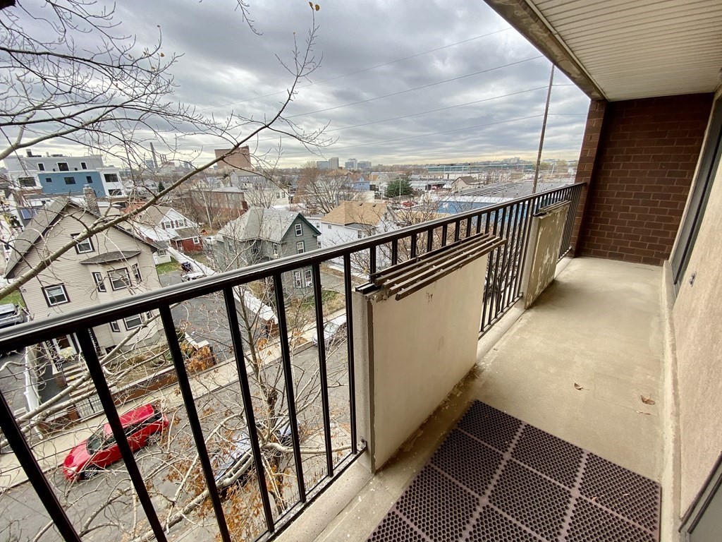 39 Parlin Street, Unit 401 Everett, MA 02149 - Photo 13 of 17