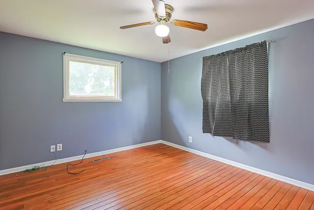 $315,000 | 1000 Adams Court, Carpentersville, IL 60110