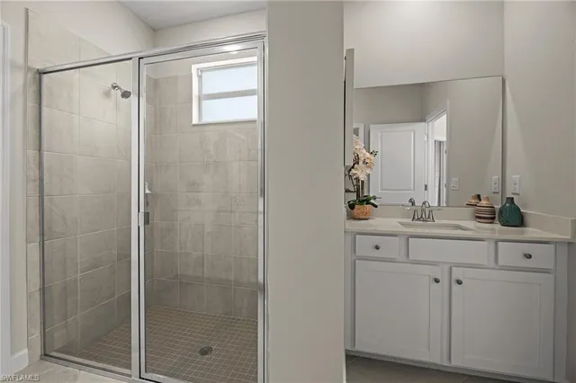 $299,950 | 9051 Leatherwood Loop, Lehigh Acres, FL 33936