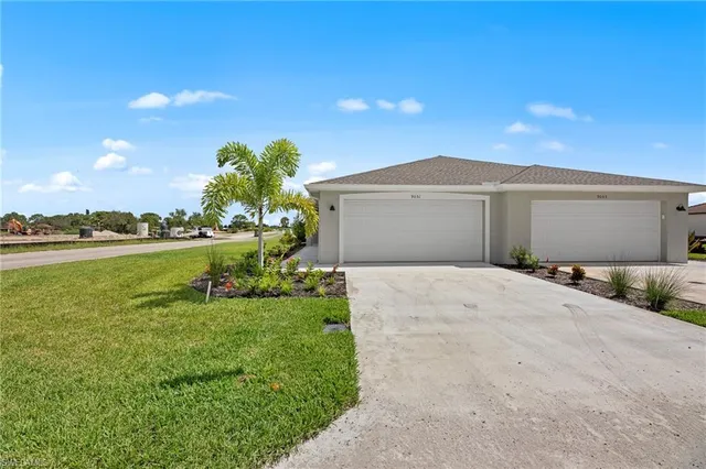 $294,950 | 9051 Leatherwood Loop, Lehigh Acres, FL 33936