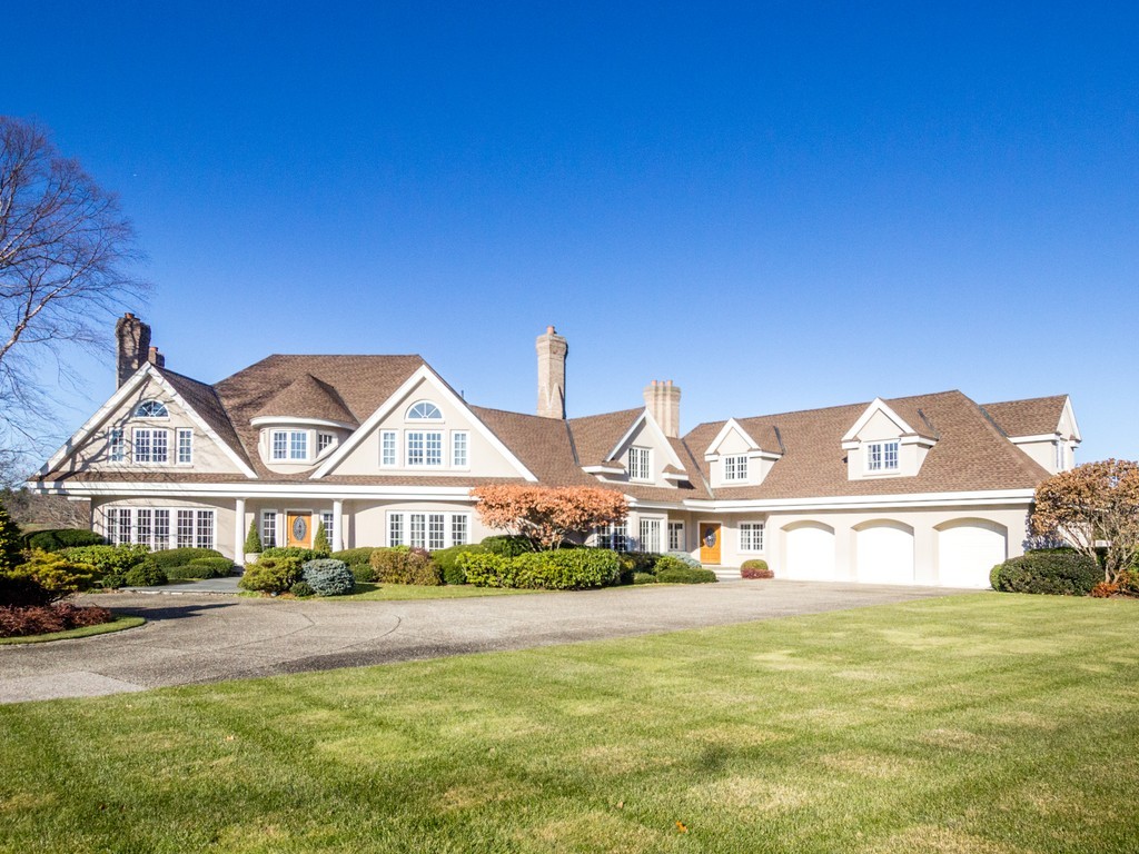 255 Country Club Road Dedham, MA 02026 - Photo 1 of 29 Gallery Image 1