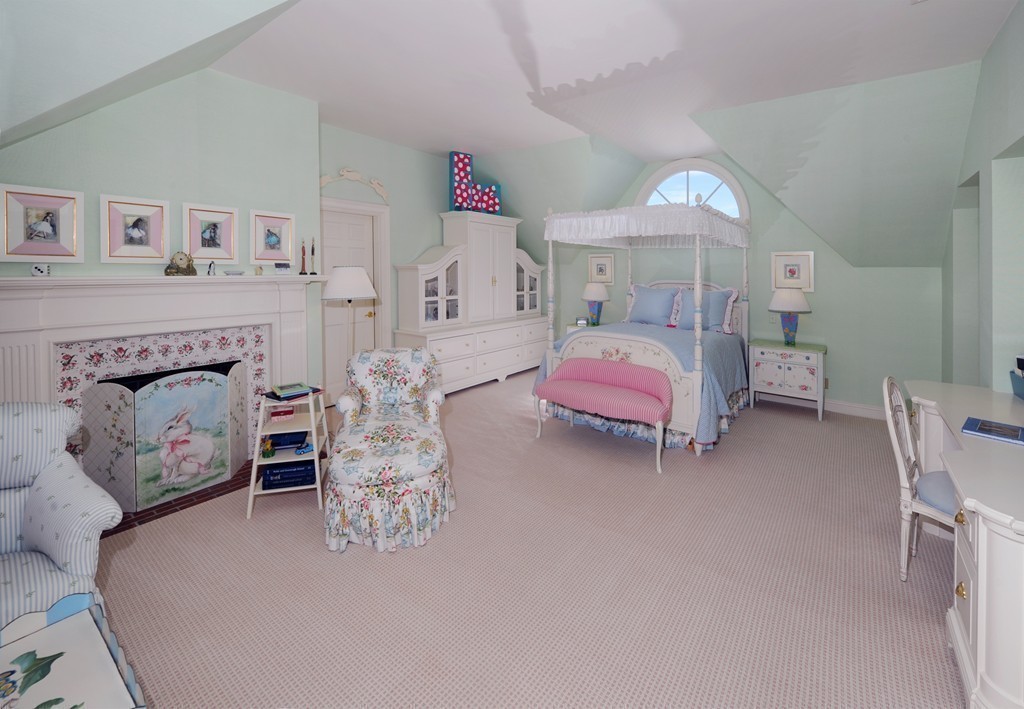 255 Country Club Road Dedham, MA 02026 - Photo 17 of 29 Gallery Image 17