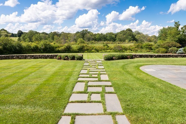 255 Country Club Road Dedham, MA 02026 - Photo 3 of 29 Gallery Image 3