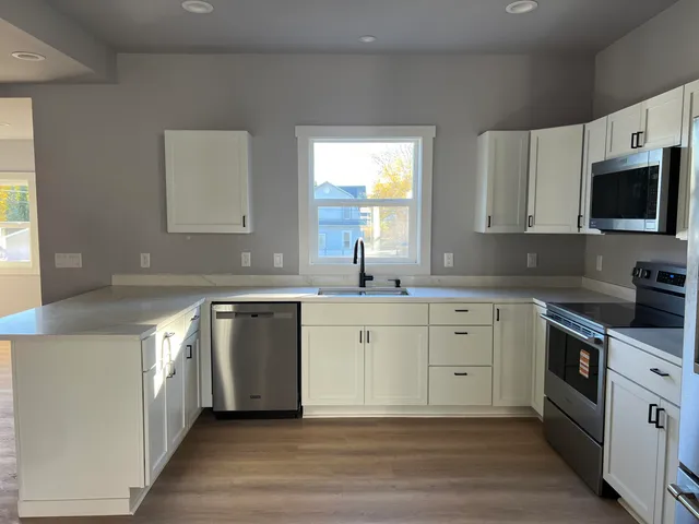 $343,500 | 318 Monroe Street, Fort Atkinson, WI 53538