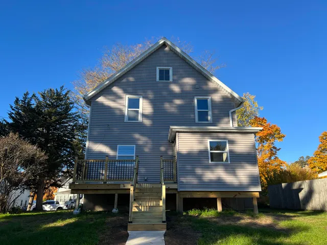 $343,500 | 318 Monroe Street, Fort Atkinson, WI 53538