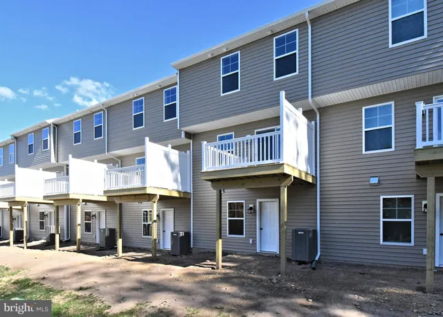 $2,150 | 114 Kuechler Court, Reading, PA 19606