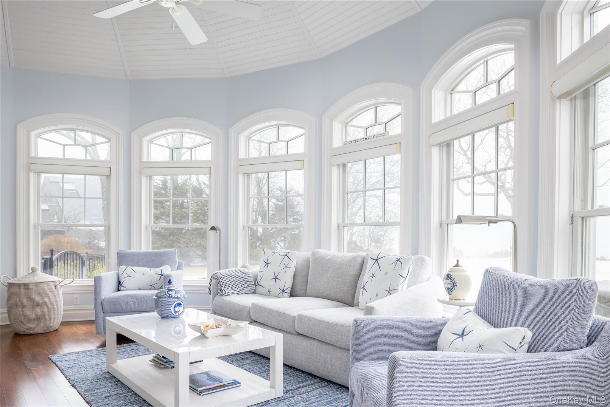 3745 Nassau Point Road Cutchogue, NY 11935 - Photo 13 of 36