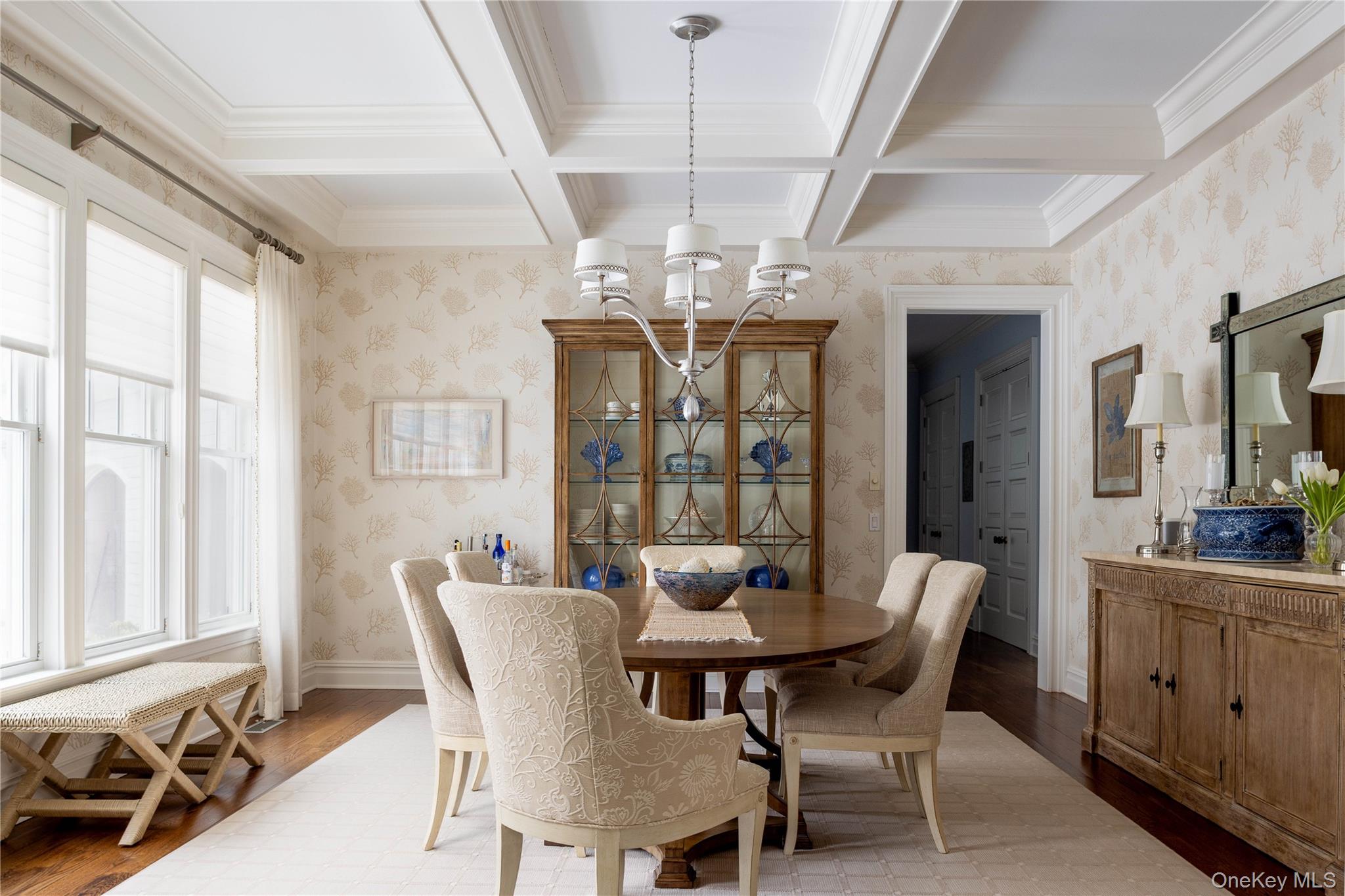 3745 Nassau Point Road Cutchogue, NY 11935 - Photo 15 of 36