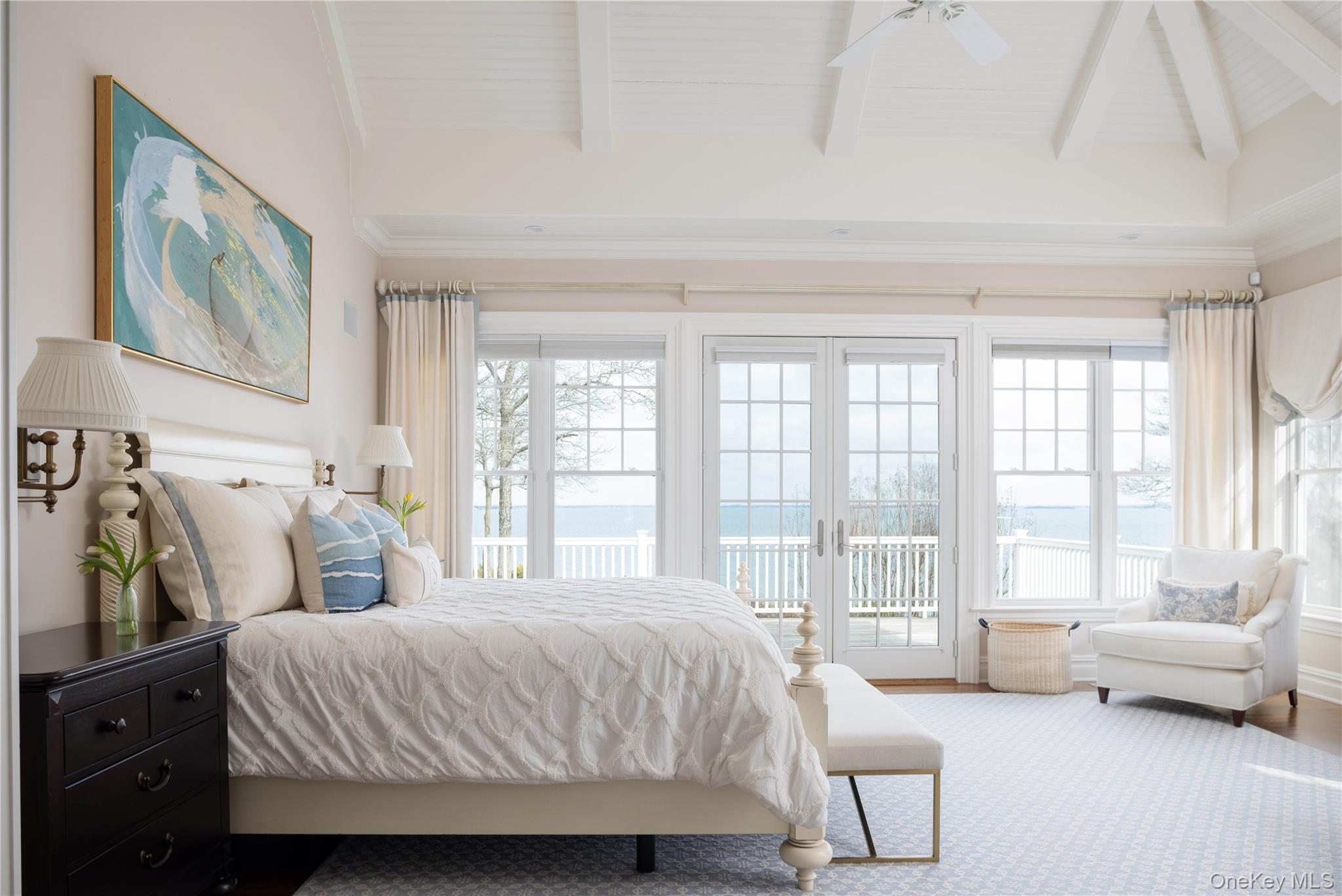 3745 Nassau Point Road Cutchogue, NY 11935 - Photo 16 of 36