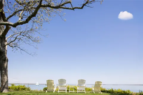 $8,250,000 | 3745 Nassau Point Road, Cutchogue, NY 11935