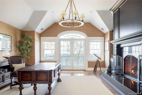 $8,250,000 | 3745 Nassau Point Road, Cutchogue, NY 11935