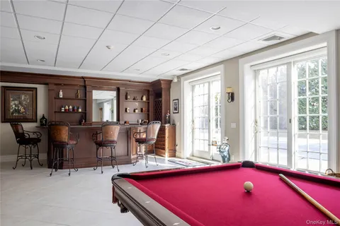 $8,250,000 | 3745 Nassau Point Road, Cutchogue, NY 11935