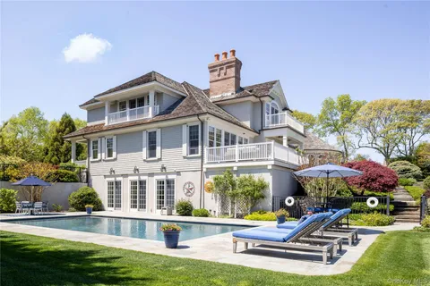 $8,250,000 | 3745 Nassau Point Road, Cutchogue, NY 11935