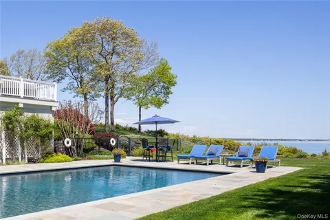 $8,250,000 | 3745 Nassau Point Road, Cutchogue, NY 11935