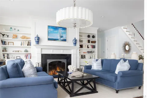 $8,250,000 | 3745 Nassau Point Road, Cutchogue, NY 11935