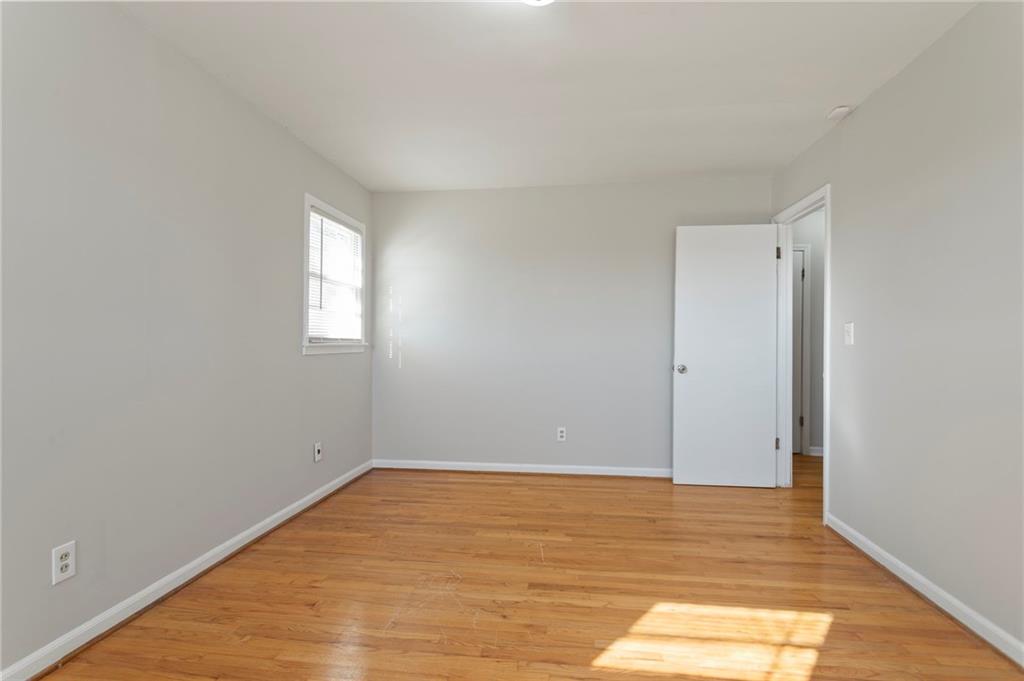 419 East 13th Street Rome, GA 30161 - Photo 21 of 27 a view of an empty room and window