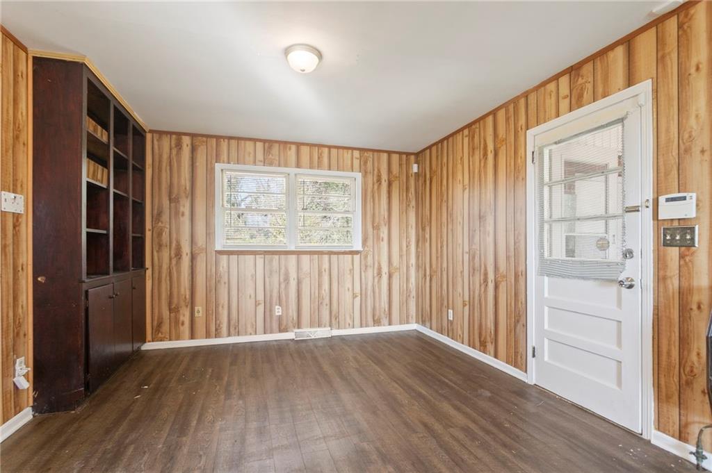 419 East 13th Street Rome, GA 30161 - Photo 8 of 27 wooden floor in an empty room with a window