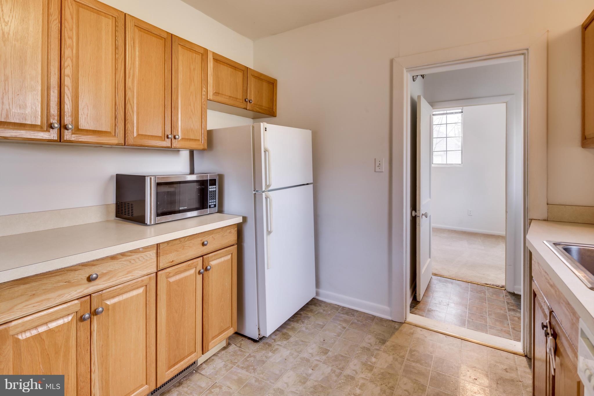 8 Sunset Road Owings Mills, MD 21117 - Photo 20 of 30 Kitchen