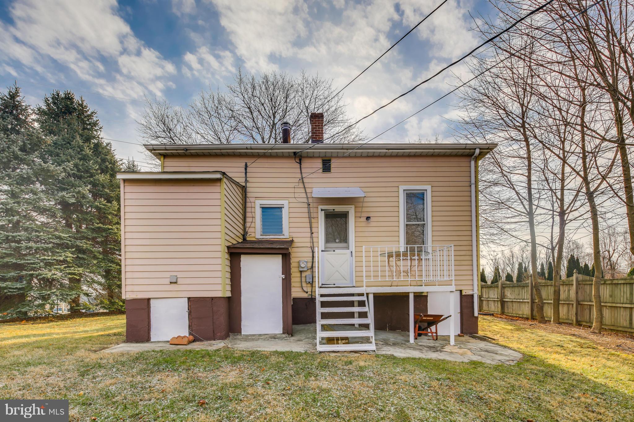 8 Sunset Road Owings Mills, MD 21117 - Photo 29 of 30 Exterior (Rear)