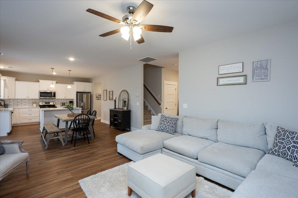 196 Banner Elk Road Benson, NC 27504 - Photo 11 of 27 Photo 11