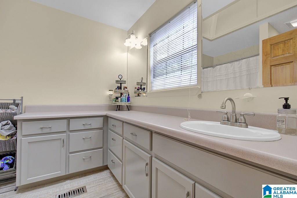 151 Outback Trail Sterrett, AL 35147 - Photo 7 of 37