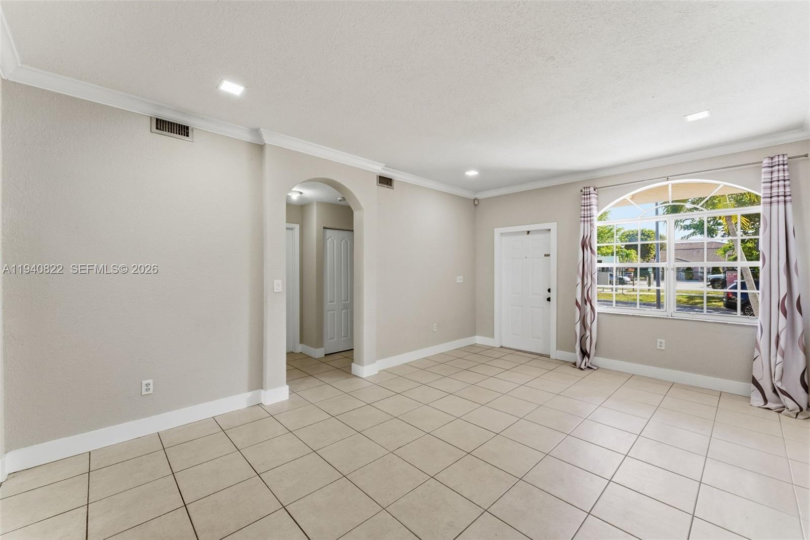 13755 Southwest 169th Terrace Miami, FL 33177 - Photo 12 of 15