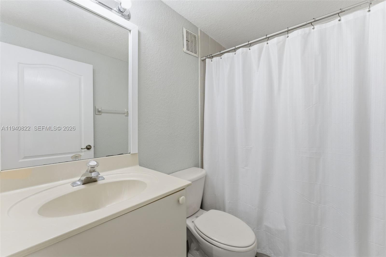 13755 Southwest 169th Terrace Miami, FL 33177 - Photo 10 of 15