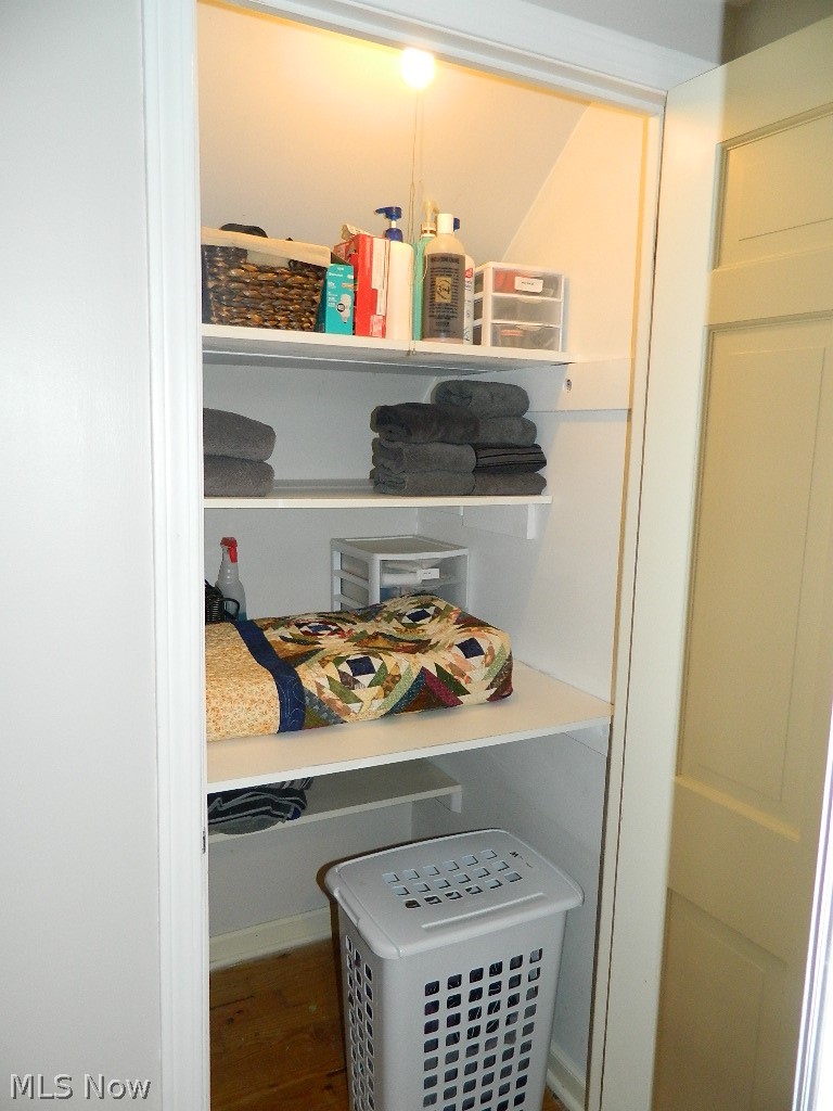 1604 Lyndhurst Road Lyndhurst, OH 44124 - Photo 19 of 35 Upstairs Lighted Linen Closet!