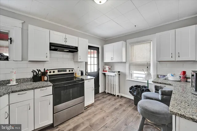 $225,000 | 204 East Avon Road, Brookhaven, PA 19015