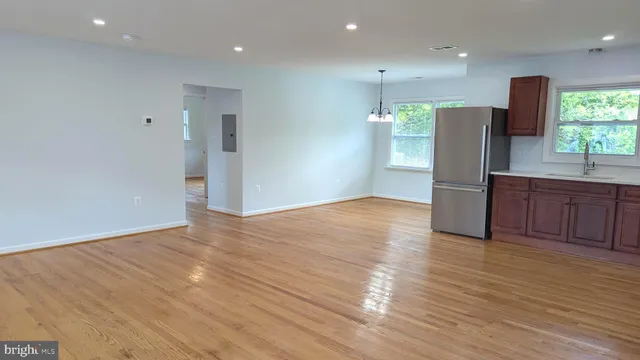 a close view of sink