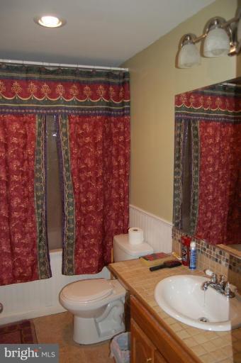 141 Bloodroot Road Front Royal, VA 22630 - Photo 22 of 30 Master Bath #2
