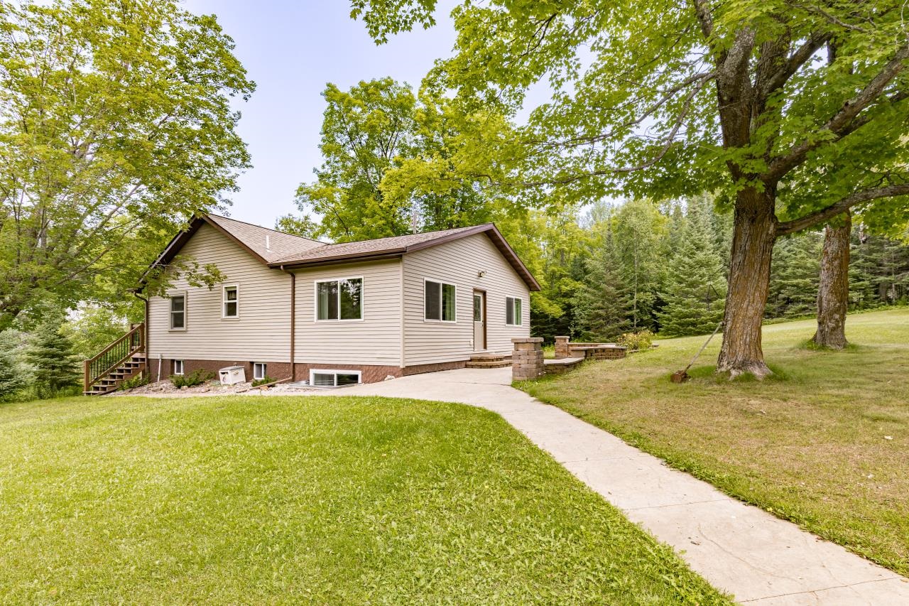 2028 MacFarlane Road Duluth, MN 55811 - Photo 52 of 60