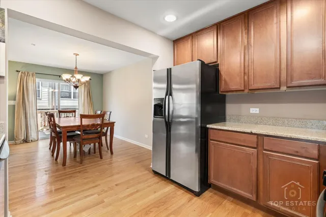 $360,000 | 1631 Pauline Circle, Mundelein, IL 60060