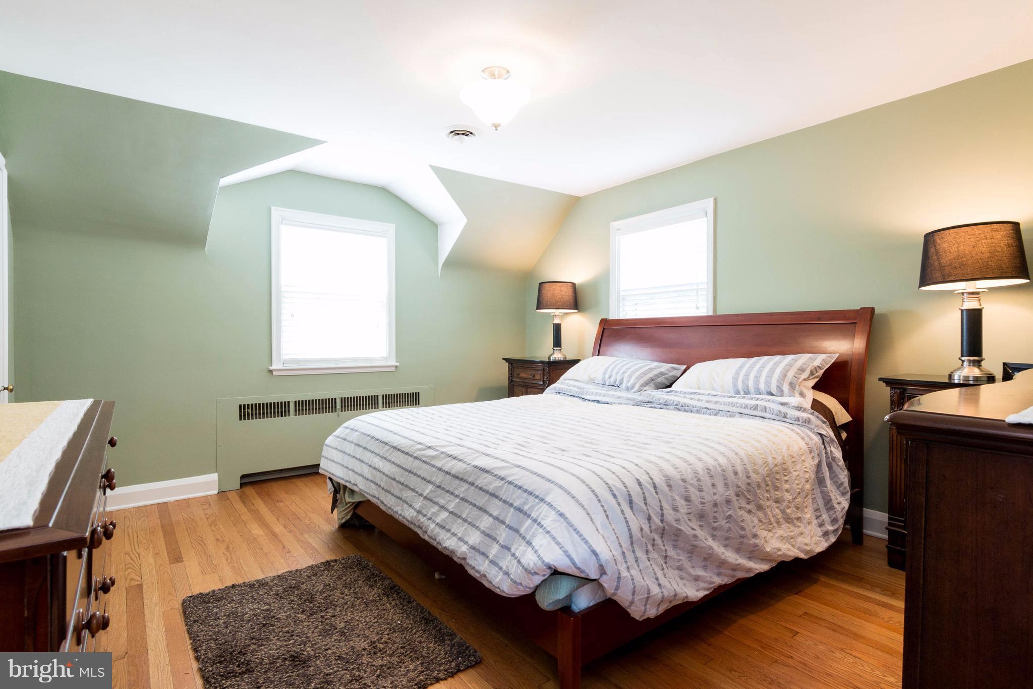 702 St Georges Road Baltimore, MD 21210 - Photo 11 of 21 Bedroom (Master)