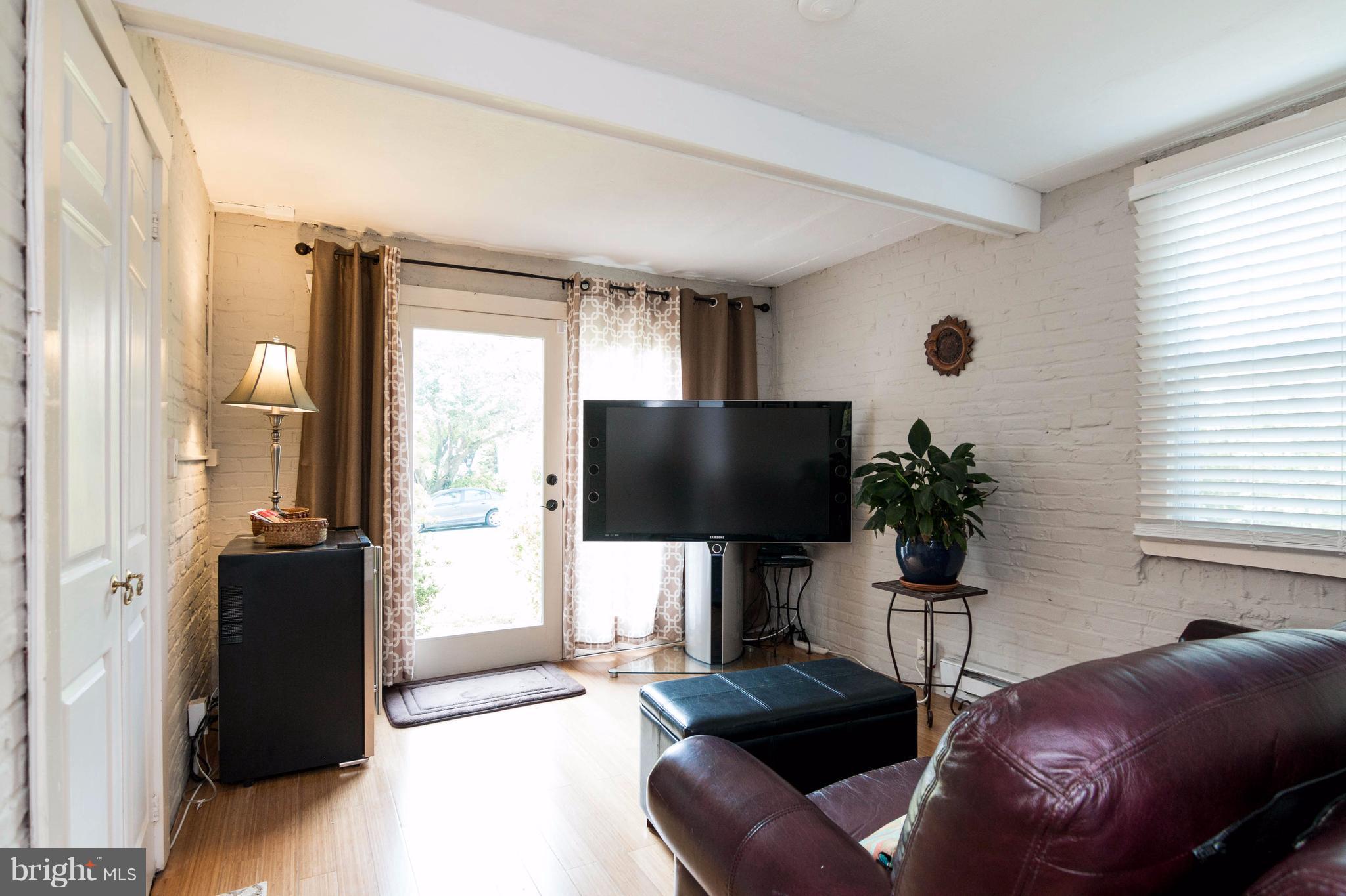 702 St Georges Road Baltimore, MD 21210 - Photo 9 of 21 Den