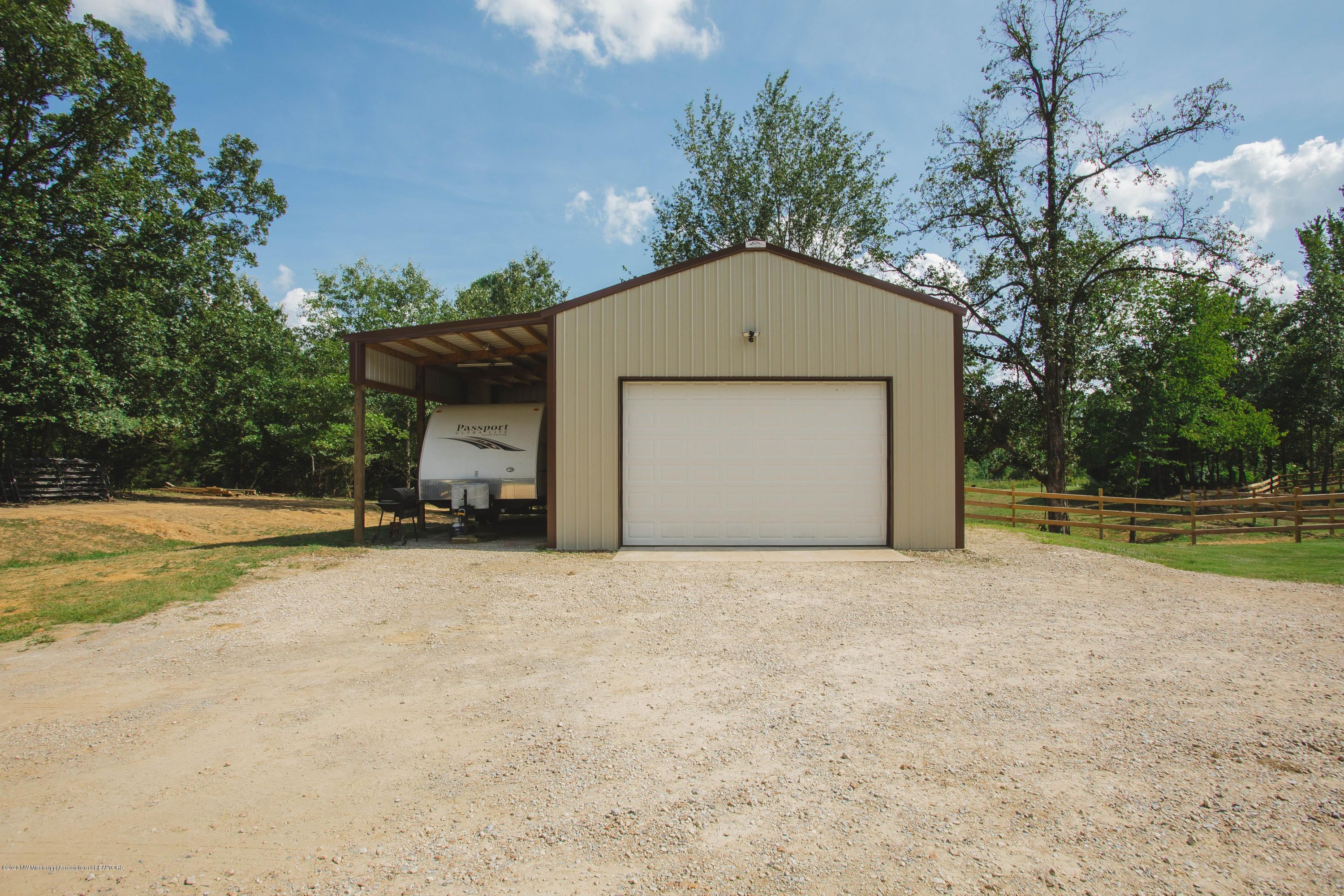 14909 Leavell Road Byhalia, MS 38611 - Photo 7 of 39 fi-COrUw
