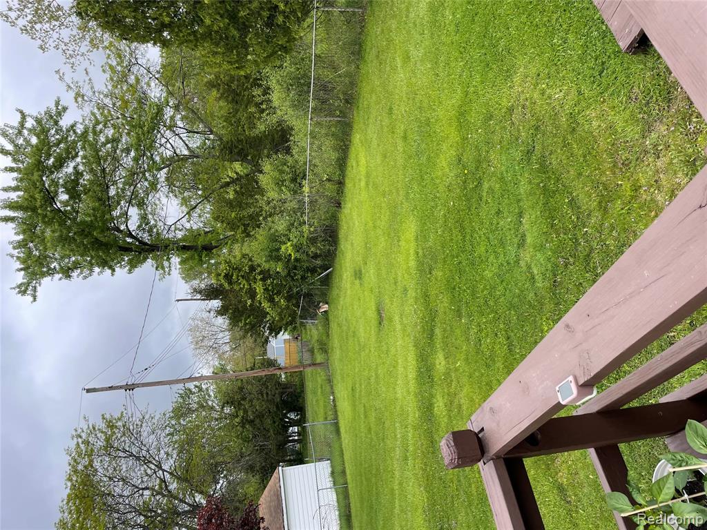 1808 Henbert Road West Bloomfield, MI 48324 - Photo 14 of 18