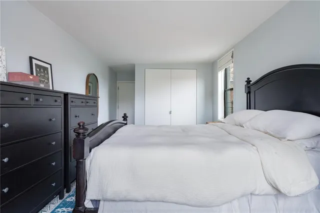 $650,000 | 515 East 7th Street, Unit 5H | Kensington