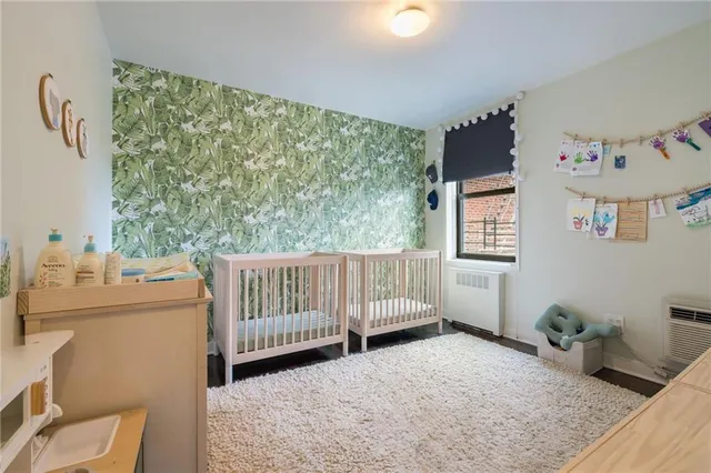 $650,000 | 515 East 7th Street, Unit 5H | Kensington