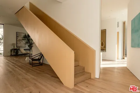 $7,990,000 | 1508 Roscomare Road, Los Angeles, CA 90077