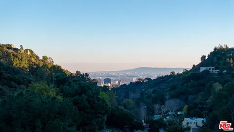 $7,990,000 | 1508 Roscomare Road, Los Angeles, CA 90077