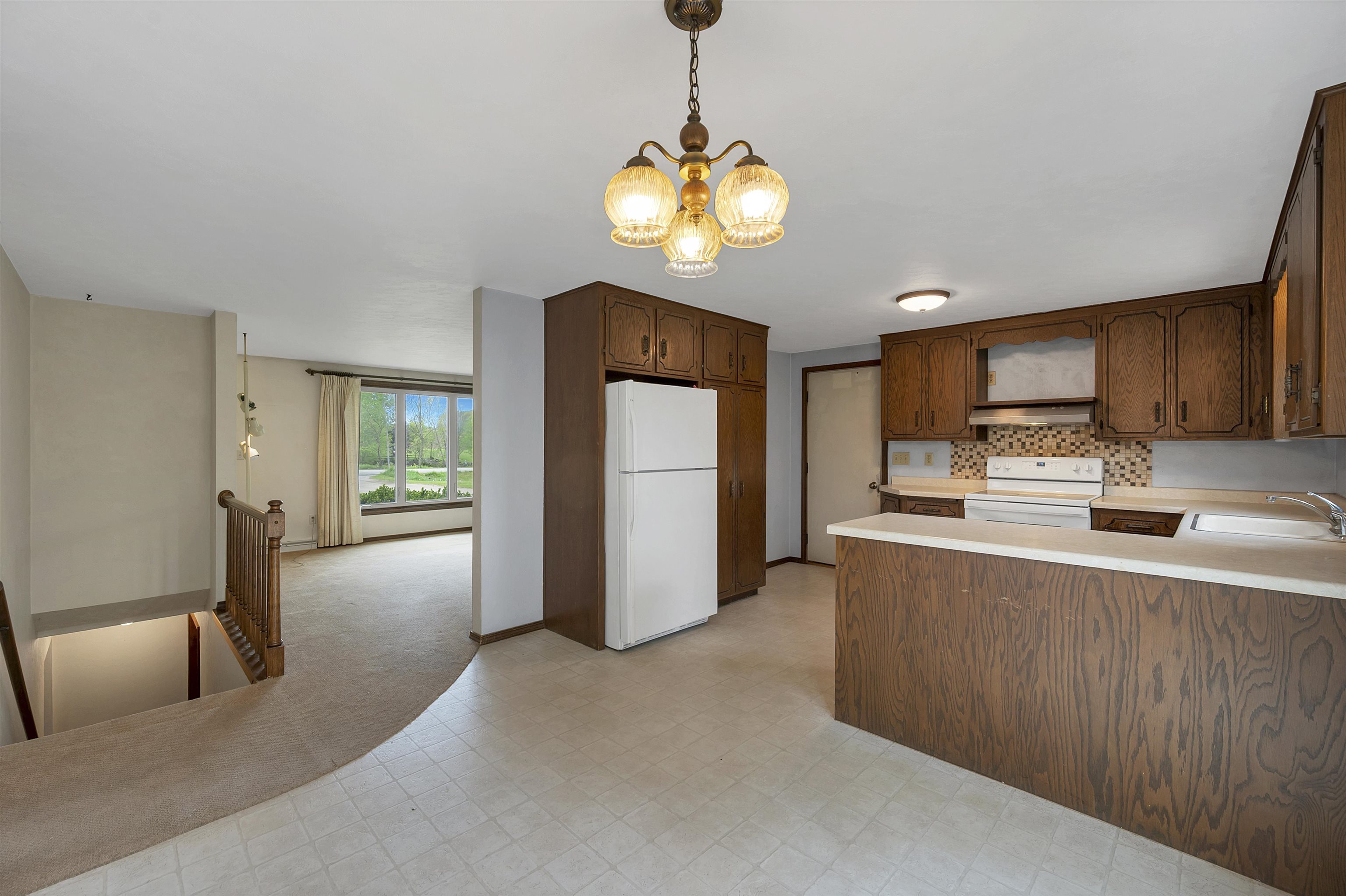 2205 School Road De Pere, WI 54115 - Photo 7 of 48
