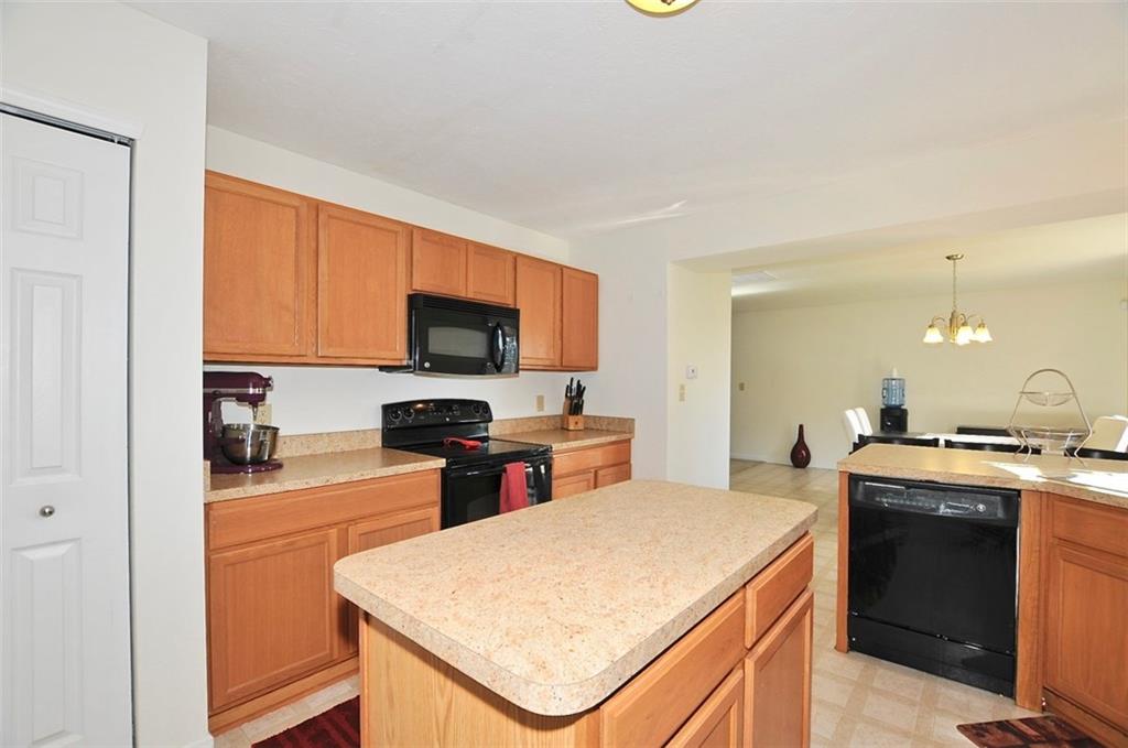 8365 Exton Road Indianapolis, IN 46239 - Photo 10 of 29 Gallery Image 10