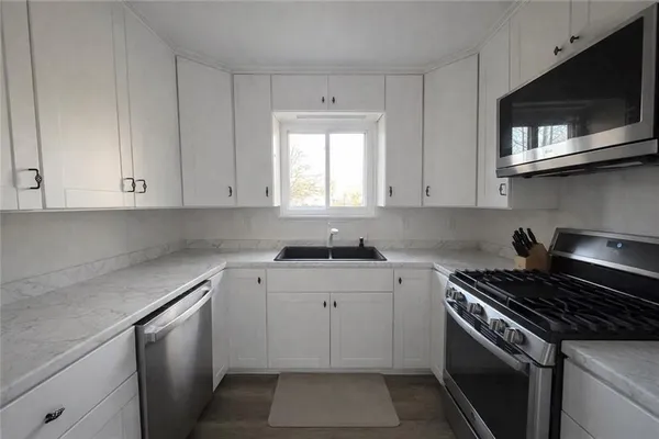 $2,200 | 752 Pebble Creek Drive, Norcross, GA 30093