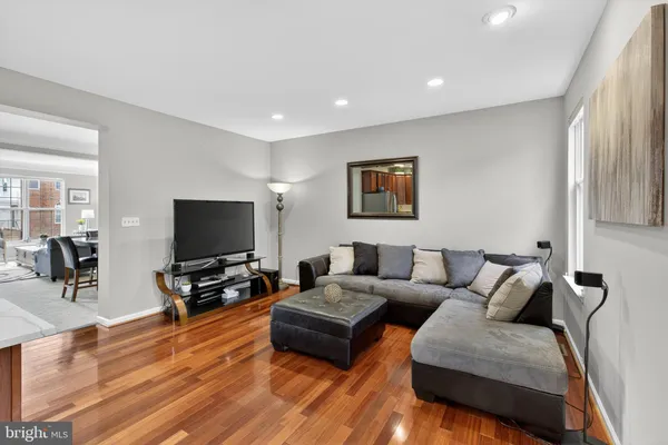 $3,500 | 43738 Clemens Terrace, Ashburn, VA 20147