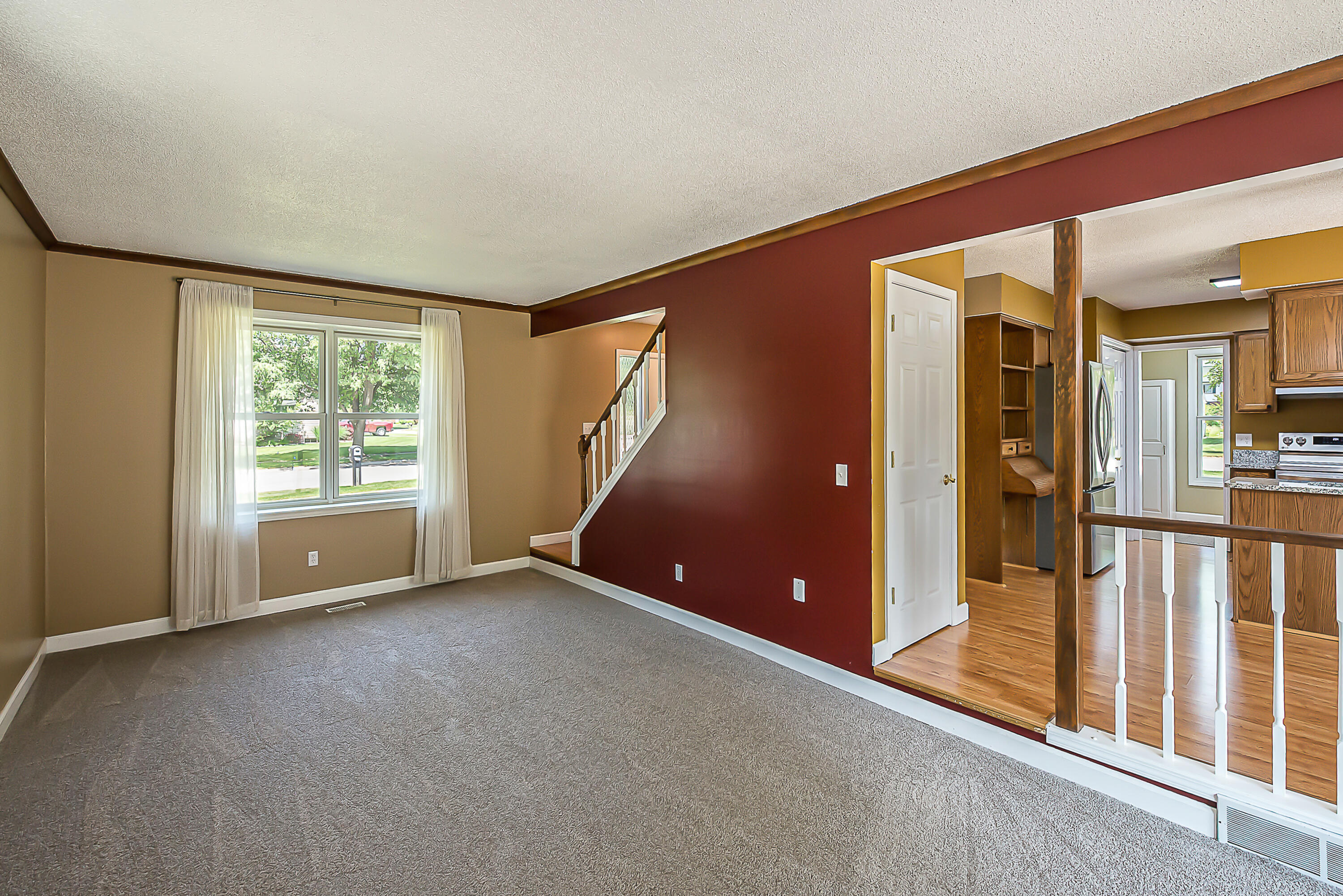 1196 Rathfon Circle Saline, MI 48176 - Photo 8 of 46 DSC_0685