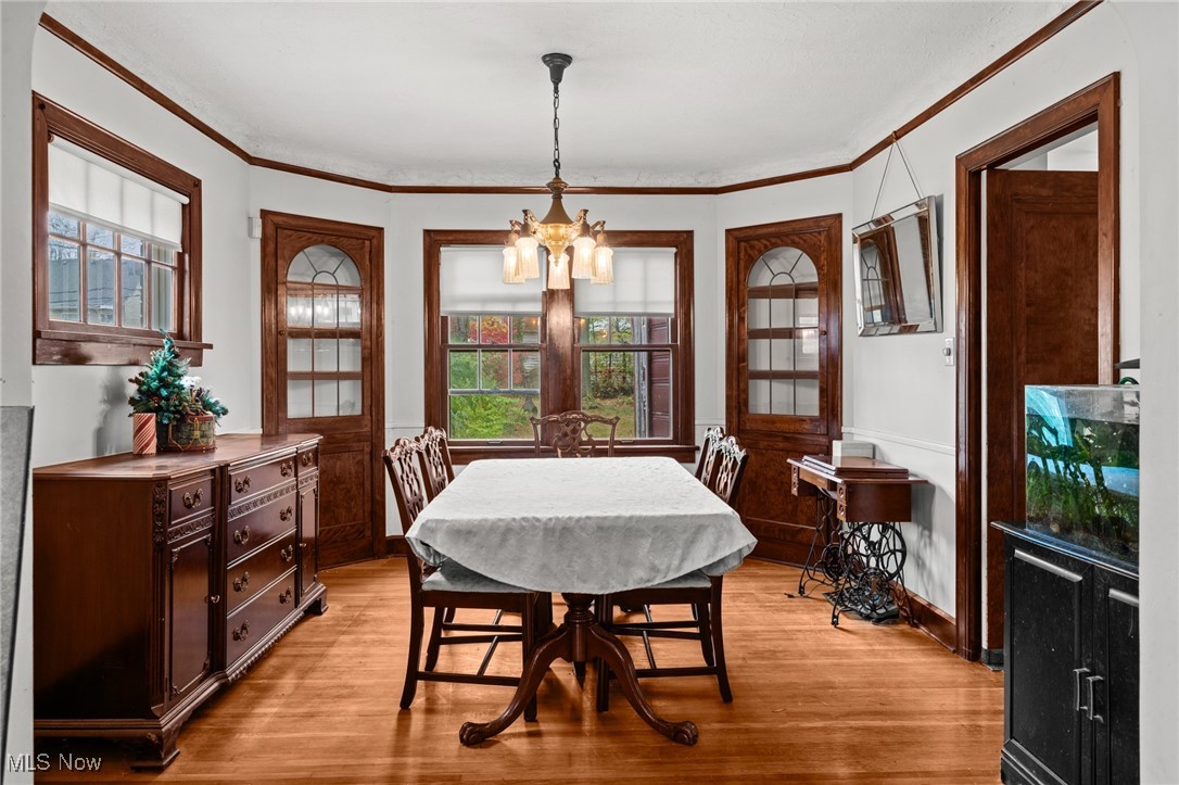 1027 Pennfield Road Cleveland, OH 44121 - Photo 17 of 49 Gallery Image 17